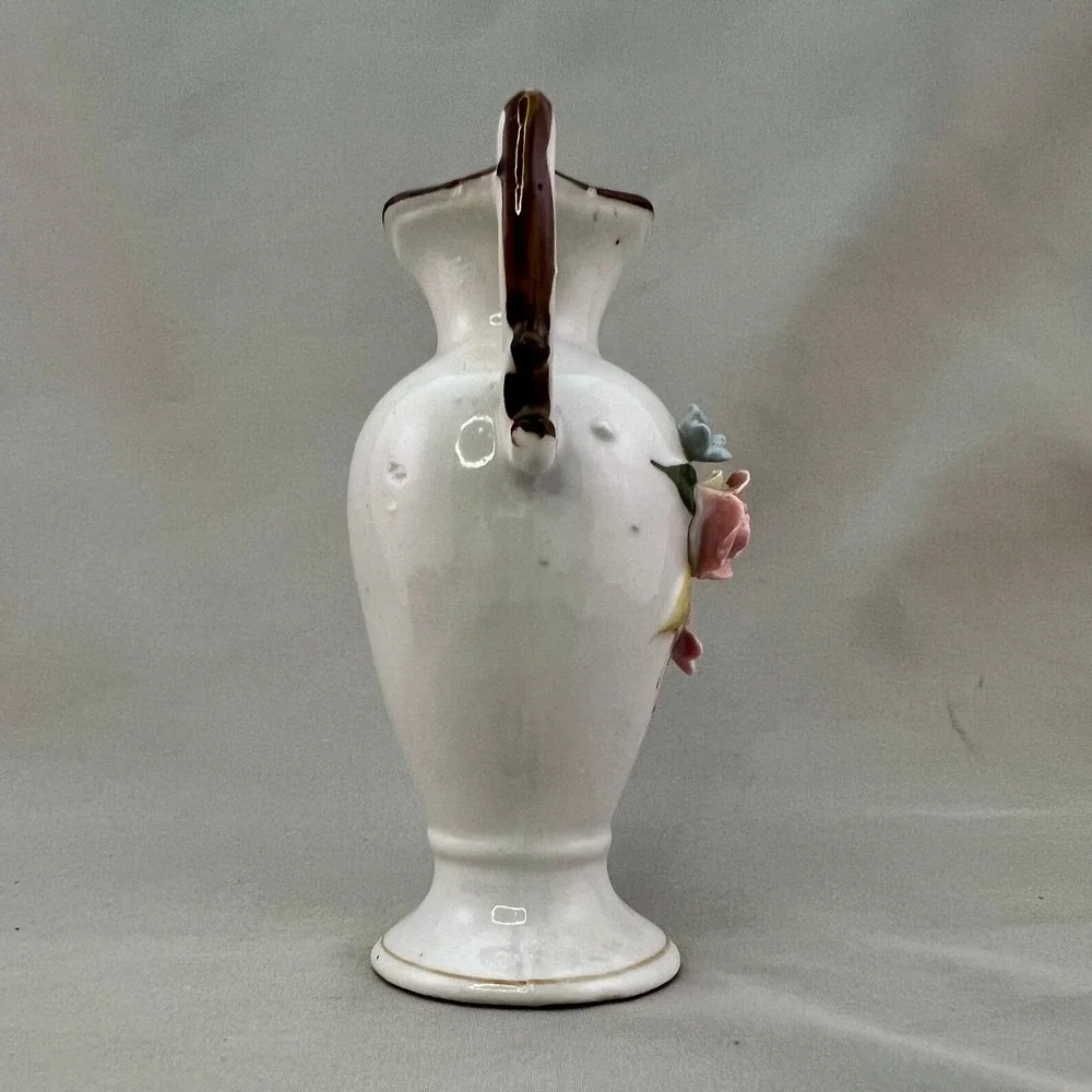 Unbranded Bud Vase Unisex Small White Excellent 3D Floral Scrolled Handles